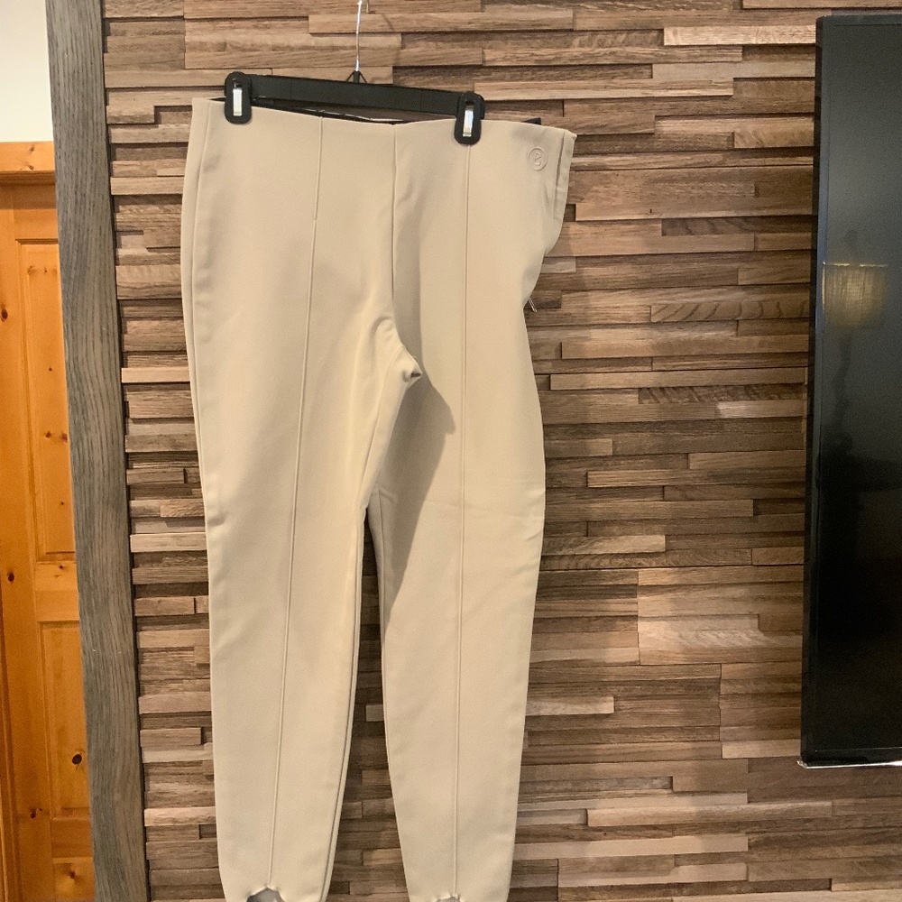 BOGNER sport Elaine Stirrup pants in slim fit with slim leg. Size 10.